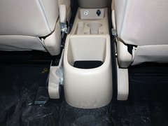 2011款 1.6L 手动 舒适版 5座