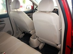 2011款 1.6L 手动 舒适版 5座