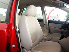 2011款 1.6L 手动 舒适版 5座