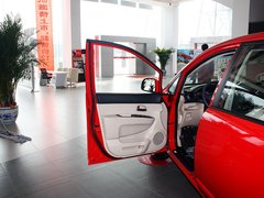 2011款 1.6L 手动 舒适版 5座