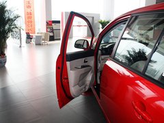 2011款 1.6L 手动 舒适版 5座