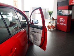 2011款 1.6L 手动 舒适版 5座