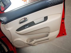 2011款 1.6L 手动 舒适版 5座