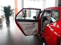2011款 1.6L 手动 舒适版 5座
