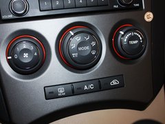 2011款 1.6L 手动 舒适版 5座