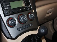 2011款 1.6L 手动 舒适版 5座