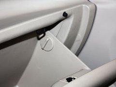 2011款 1.6L 手动 舒适版 5座