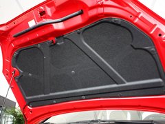 2011款 1.6L 手动 舒适版 5座