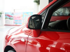 2011款 1.6L 手动 舒适版 5座