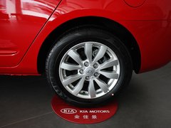 2011款 1.6L 手动 舒适版 5座