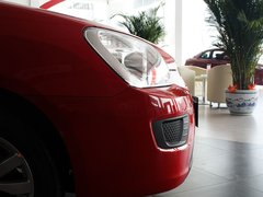 2011款 1.6L 手动 舒适版 5座