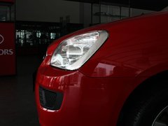 2011款 1.6L 手动 舒适版 5座