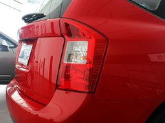 2011款 1.6L 手动 舒适版 5座