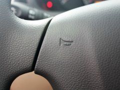 2011款 1.6L 手动 舒适版 5座