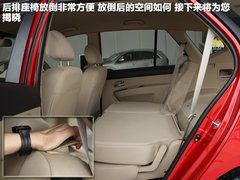 2011款 1.6L 手动 舒适版 5座