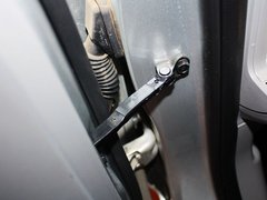 2011款 1.6L 手动 舒适版 5座