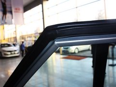 2011款 1.6L 手动 舒适版 5座