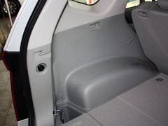 2011款 1.6L 手动 舒适版 5座