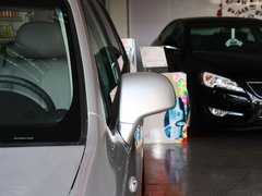 2011款 1.6L 手动 舒适版 5座