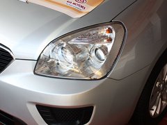 2011款 1.6L 手动 舒适版 5座