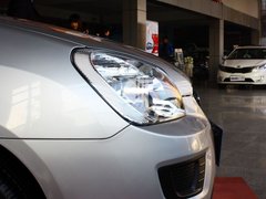 2011款 1.6L 手动 舒适版 5座