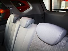 2011款 1.6L 手动 舒适版 5座