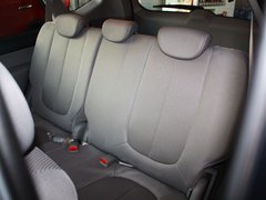 2011款 1.6L 手动 舒适版 5座