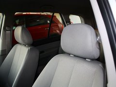 2011款 1.6L 手动 舒适版 5座