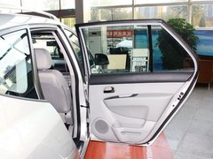 2011款 1.6L 手动 舒适版 5座