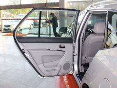 2011款 1.6L 手动 舒适版 5座