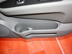 2011款 1.6L 手动 舒适版 5座
