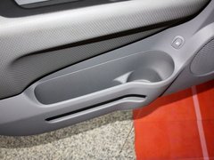2011款 1.6L 手动 舒适版 5座