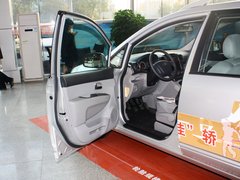 2011款 1.6L 手动 舒适版 5座