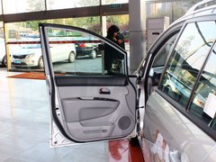 2011款 1.6L 手动 舒适版 5座
