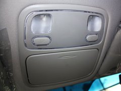 2011款 1.6L 手动 舒适版 5座