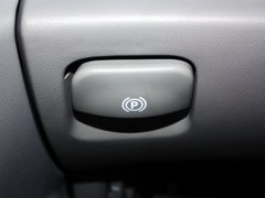 2011款 1.6L 手动 舒适版 5座