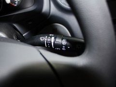 2011款 1.6L 手动 舒适版 5座