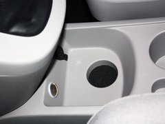 2011款 1.6L 手动 舒适版 5座