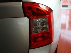 2011款 1.6L 手动 舒适版 5座