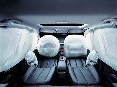 2011款 1.6L 自动 豪华版 5座