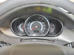 2011款 1.5 手动 豪华型