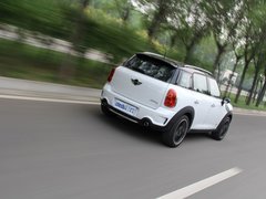 2011款 1.6T 自动 COOPER S ALL4版 5座