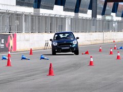 2011款 1.6T 自动 COOPER S ALL4版 5座