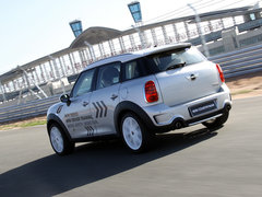 2011款 1.6T 自动 COOPER S ALL4版 5座