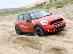 2011款 1.6T 自动 COOPER S ALL4版 5座