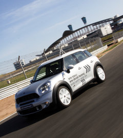2011款 1.6T 自动 COOPER S ALL4版 5座