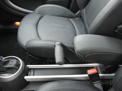 2011款 1.6T 自动 COOPER S ALL4版 5座