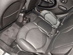 2011款 1.6T 自动 COOPER S ALL4版 5座