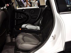 2011款 1.6T 自动 COOPER S ALL4版 5座