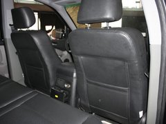 2011款 2.4 手动 四驱超豪华型 5座